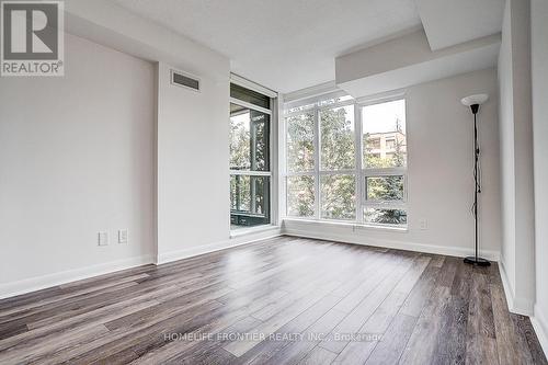 209 - 525 Wilson Avenue, Toronto, ON - Indoor