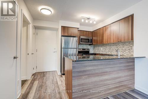 209 - 525 Wilson Avenue, Toronto, ON - Indoor Photo Showing Kitchen
