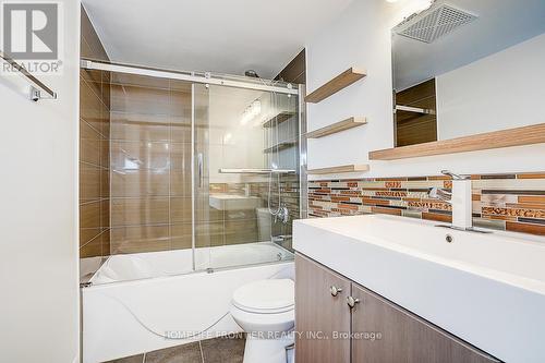 209 - 525 Wilson Avenue, Toronto, ON - Indoor Photo Showing Bathroom