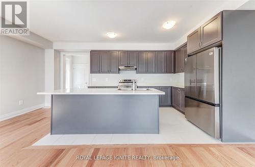 61 Butler Boulevard, Kawartha Lakes, ON - Indoor Photo Showing Kitchen With Upgraded Kitchen
