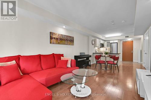 1507 - 195 Besserer Street, Ottawa, ON - Indoor Photo Showing Living Room