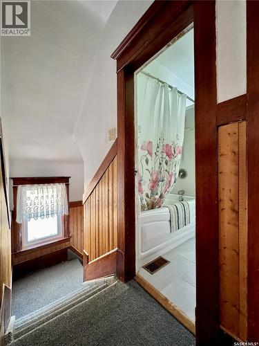 152 Sixth Avenue N, Yorkton, SK - Indoor Photo Showing Other Room