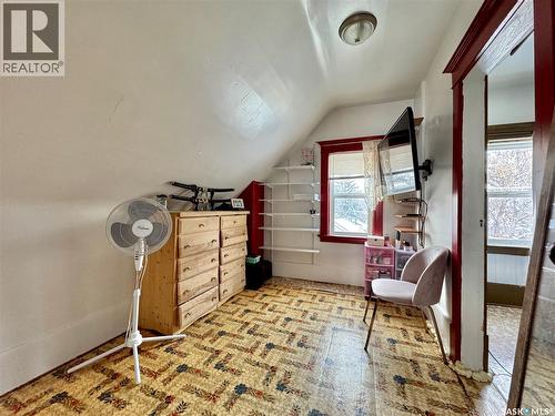 152 Sixth Avenue N, Yorkton, SK - Indoor Photo Showing Other Room