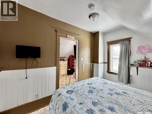 152 Sixth Avenue N, Yorkton, SK - Indoor Photo Showing Bedroom