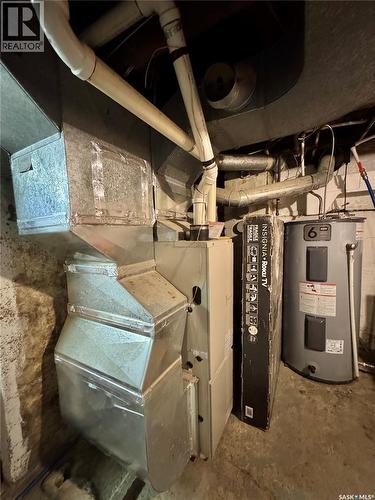 152 Sixth Avenue N, Yorkton, SK - Indoor Photo Showing Basement