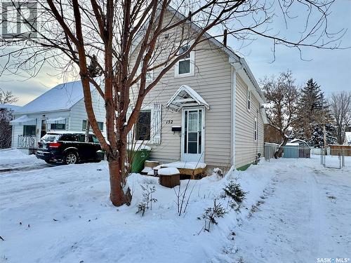 152 Sixth Avenue N, Yorkton, SK - Outdoor