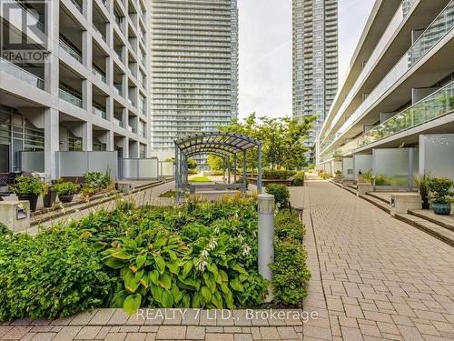 220 - 2035 Sheppard Avenue E, Toronto, ON - Outdoor With Balcony