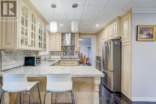 661 Regional Road 21, Uxbridge, ON - Indoor Photo Showing Kitchen With Stainless Steel Kitchen With Upgraded Kitchen