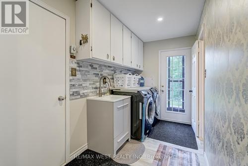661 Regional Road 21, Uxbridge, ON - Indoor Photo Showing Laundry Room