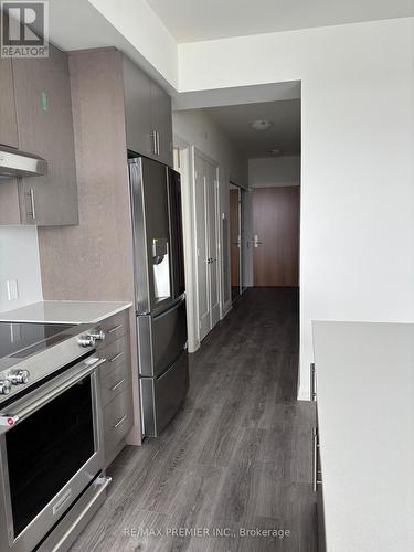 1410 - 8960 Jane Street, Vaughan, ON - Indoor Photo Showing Kitchen