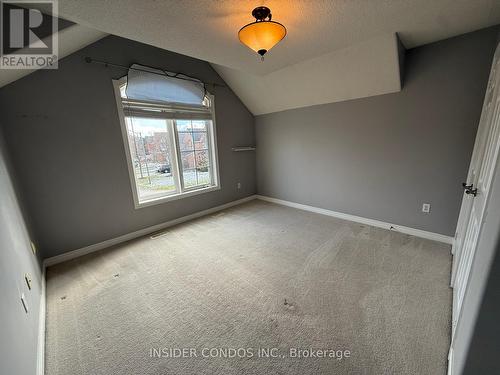927 Gaslight Way, Mississauga, ON - Indoor Photo Showing Other Room