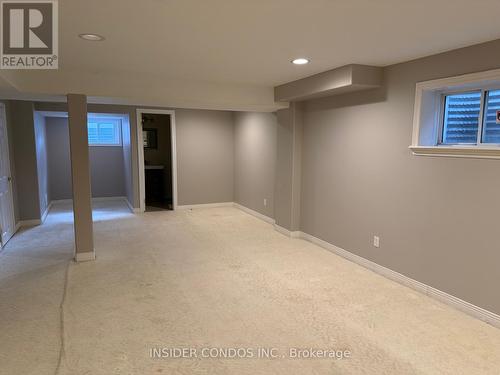 927 Gaslight Way, Mississauga, ON - Indoor Photo Showing Other Room