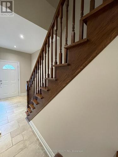 4 - 2282 Orchard Road, Burlington, ON - Indoor Photo Showing Other Room