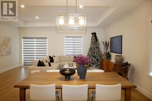 675 Winchester Avenue S, North Perth, ON - Indoor Photo Showing Dining Room