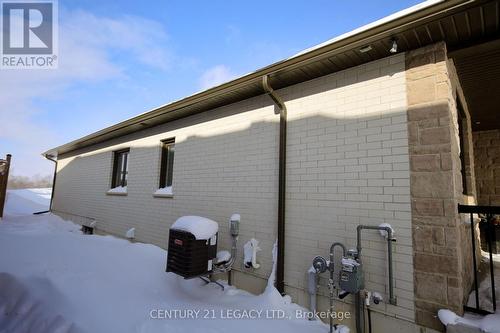 675 Winchester Avenue S, North Perth, ON - Outdoor With Exterior