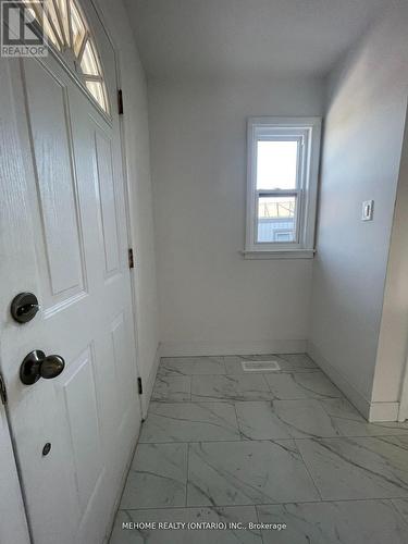 Main - 83 Cornwallis Drive, Toronto, ON - Indoor Photo Showing Other Room