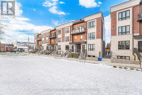 19 - 4015 Hickory Drive, Mississauga, ON - Outdoor With Facade