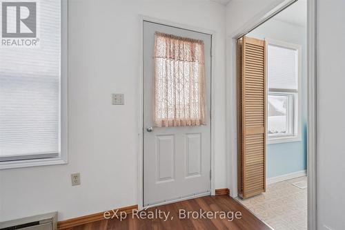 Front door - 8 West Street, Perth East (Milverton), ON - Indoor Photo Showing Other Room