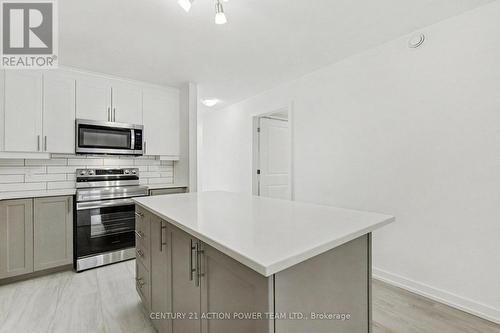 99 St Moritz Trail E, Russell, ON - Indoor Photo Showing Kitchen