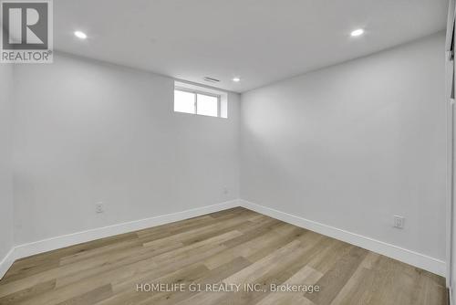 24 Cesar Place, Hamilton, ON - Indoor Photo Showing Other Room