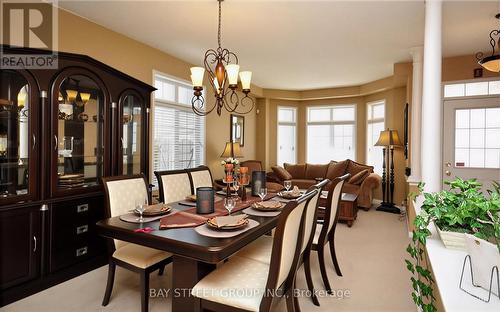 3581 Jorie Crescent, Mississauga, ON - Indoor Photo Showing Dining Room