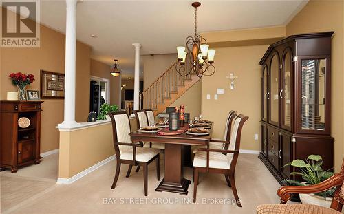 3581 Jorie Crescent, Mississauga, ON - Indoor Photo Showing Dining Room