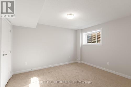 Bedroom #4 - 940 Seagrave Lane, Ottawa, ON - Indoor Photo Showing Other Room