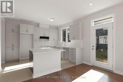 Kitchen- Brand New Samsung Appliances Installed - 