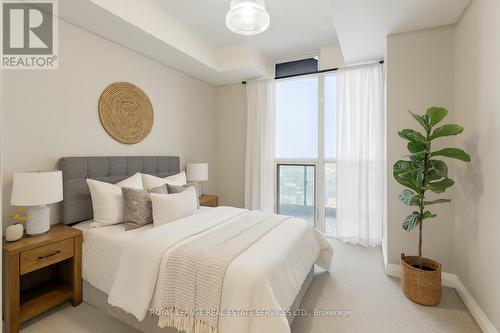 1710 - 1 Valhalla Inn Road, Toronto, ON - Indoor Photo Showing Bedroom