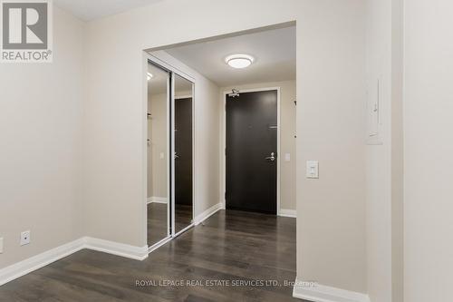 1710 - 1 Valhalla Inn Road, Toronto, ON - Indoor Photo Showing Other Room
