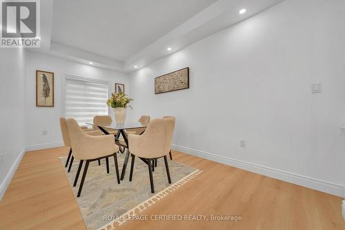 18 House Lane, Hamilton, ON - Indoor Photo Showing Dining Room