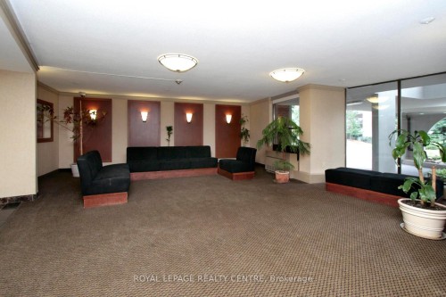 1519-50 Mississauga Valley Boulevard, Mississauga, ON - Indoor Photo Showing Other Room