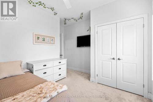100 Tamarack Boulevard, Woodstock, ON - Indoor Photo Showing Bedroom