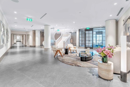 805-397 Royal Orchard Boulevard, Markham, ON - Indoor