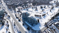 805-397 Royal Orchard Boulevard  Markham, ON L3T 0H3