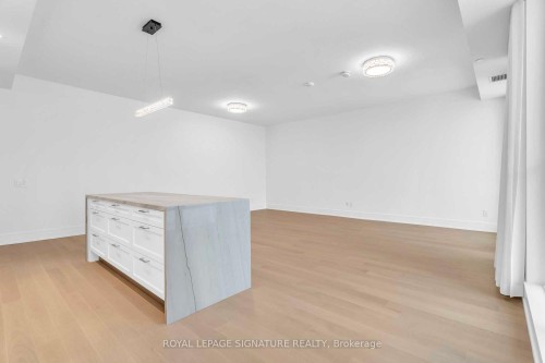 805-397 Royal Orchard Boulevard, Markham, ON - Indoor Photo Showing Other Room