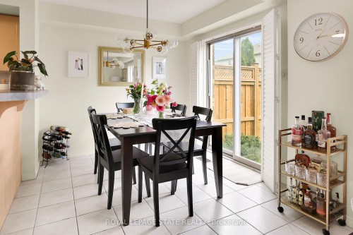 19 Beech Street, Grimsby, ON - Indoor Photo Showing Dining Room