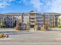 114-481 Rupert Avenue  Whitchurch-Stouffville, ON L4A 1Y7