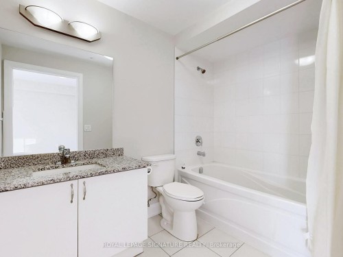 114-481 Rupert Avenue, Whitchurch-Stouffville, ON - Indoor Photo Showing Bathroom