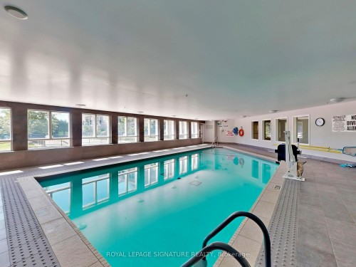 114-481 Rupert Avenue, Whitchurch-Stouffville, ON - Indoor Photo Showing Other Room With In Ground Pool