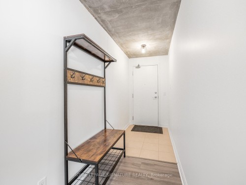 2307-17 Barberry Place, Toronto, ON - Indoor Photo Showing Other Room