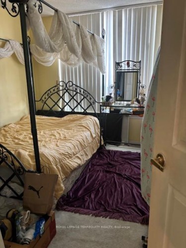 316-88 Corporate Drive, Toronto, ON - Indoor Photo Showing Bedroom