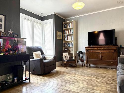 50 Victoria Street W, Amherst, NS 