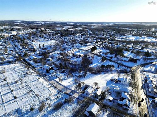 50 Victoria Street W, Amherst, NS 