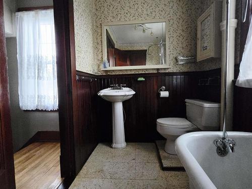 24 Claremont Avenue, Stellarton, NS 