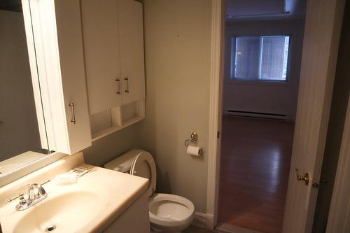 Salle de bains - 3-7315 Boul. Cousineau, Longueuil (Saint-Hubert), QC - Indoor Photo Showing Bathroom