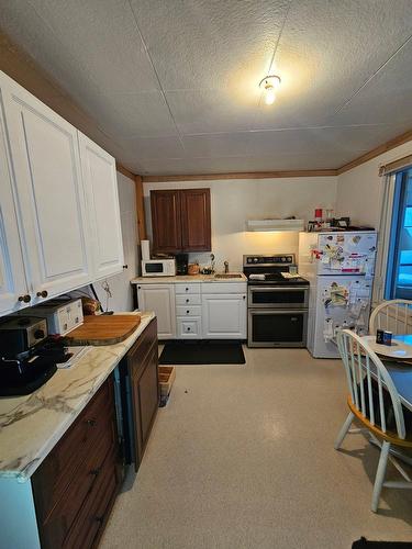 Cuisine - 21  - 23 Rue De La Poste, Labelle, QC - Indoor Photo Showing Kitchen