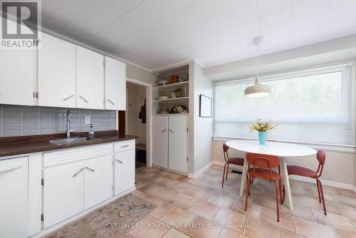 1171 Carson Road, Springwater, ON - Indoor