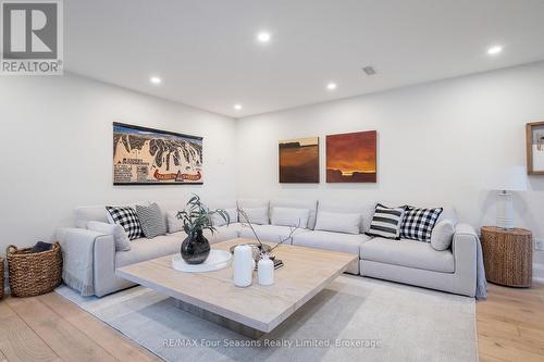 58 - 204 Blueski George Crescent, Blue Mountains, ON - Indoor Photo Showing Living Room