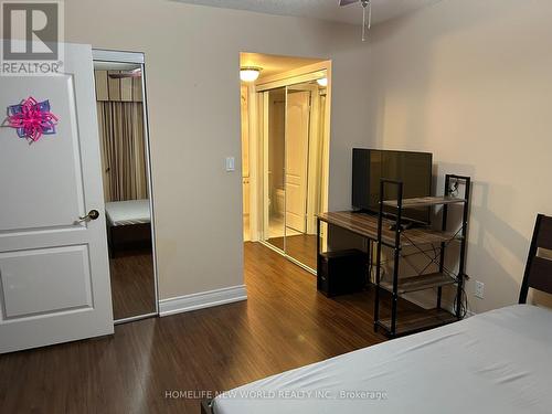 316 - 5418 Yonge Street, Toronto, ON - Indoor